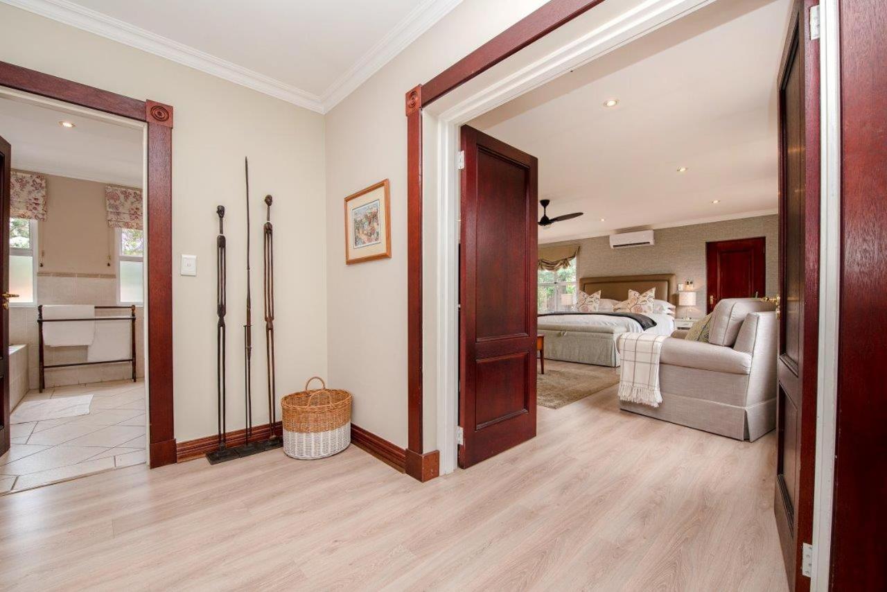 Wild Olive Executive Suite Johannesburg Exterior foto